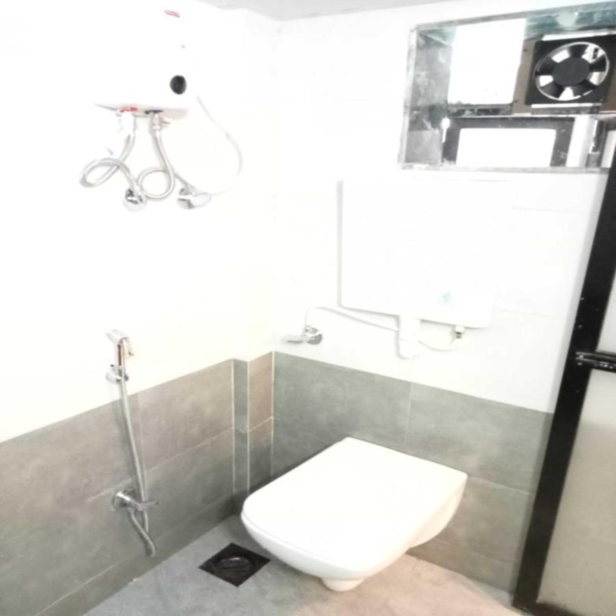 Hotel New Sarah Inn, Andheri West Mumbai Ngoại thất bức ảnh